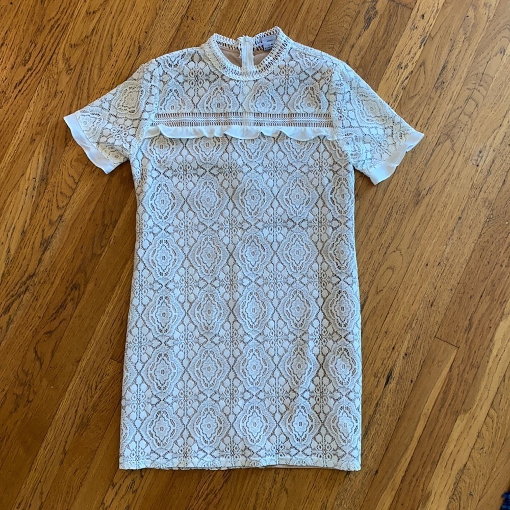 ETHEREAL Cream Thread & Nude Lining Shift Cocktail Dress Size Medium